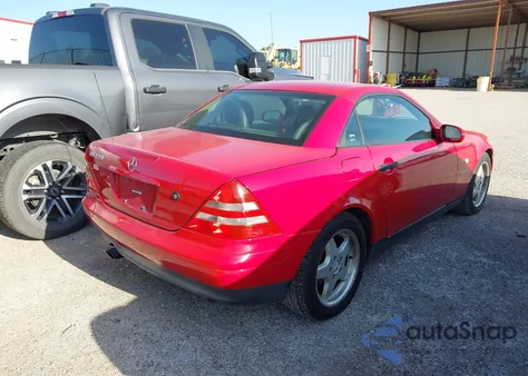 1998 Mercedes-Benz Slk 230 Kompressor z USA, uszkodzony, nr VIN WDBKK47F7WF058115